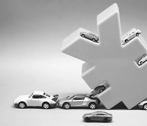 透析汽車金融公司井噴的背后 行業(yè)隱憂漸顯，亟待規(guī)范